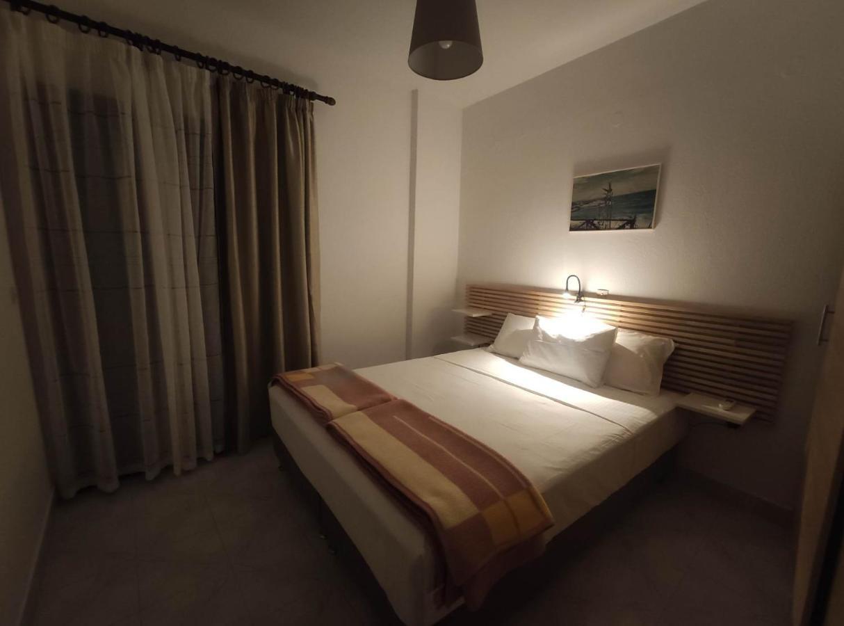 Para Thin Alos Inn Neos Marmaras Extérieur photo