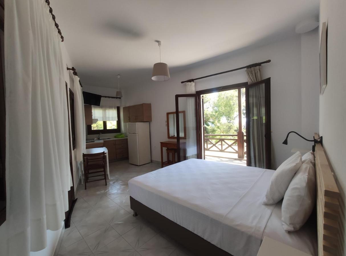 Para Thin Alos Inn Neos Marmaras Extérieur photo