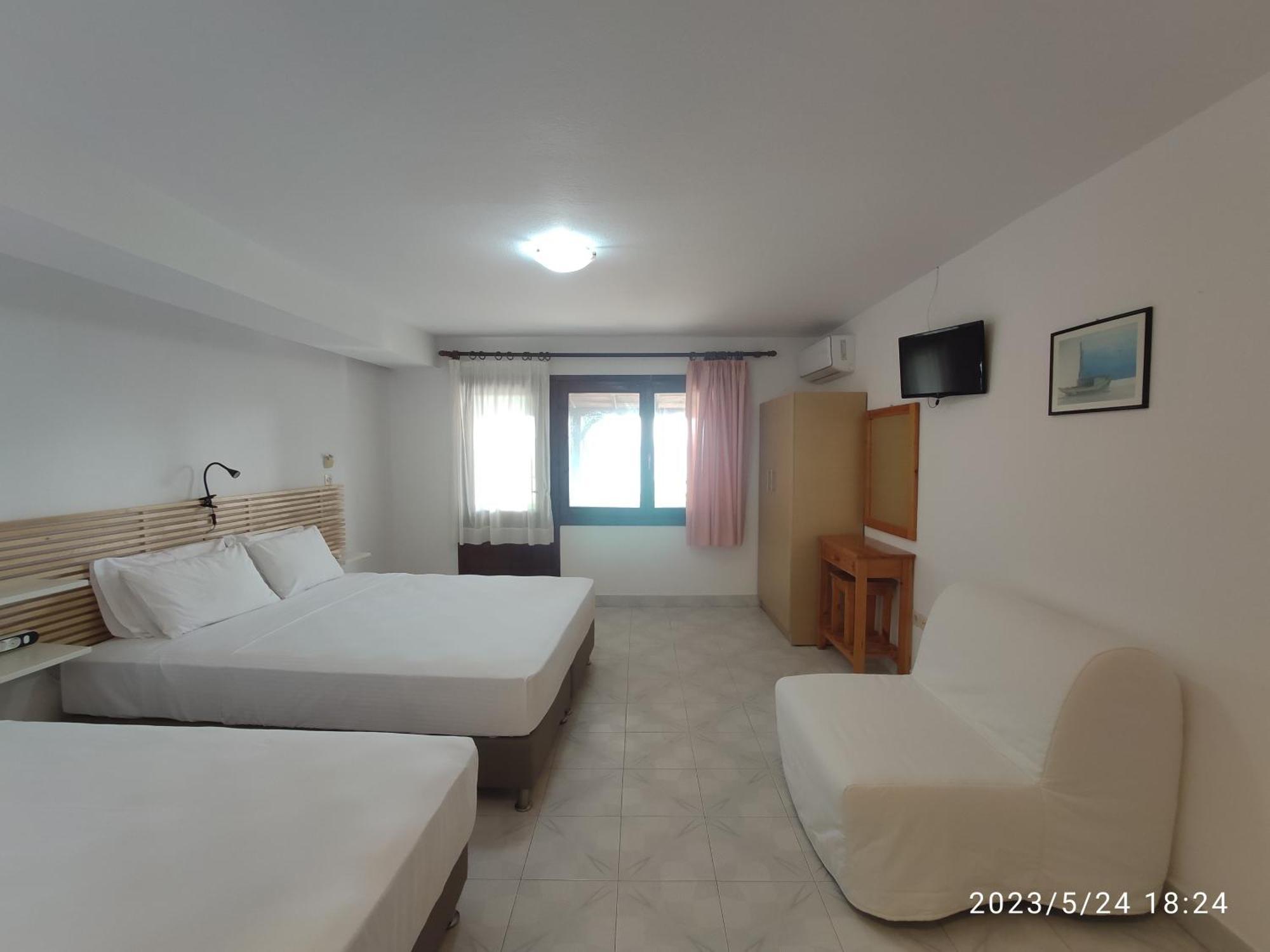 Para Thin Alos Inn Neos Marmaras Extérieur photo