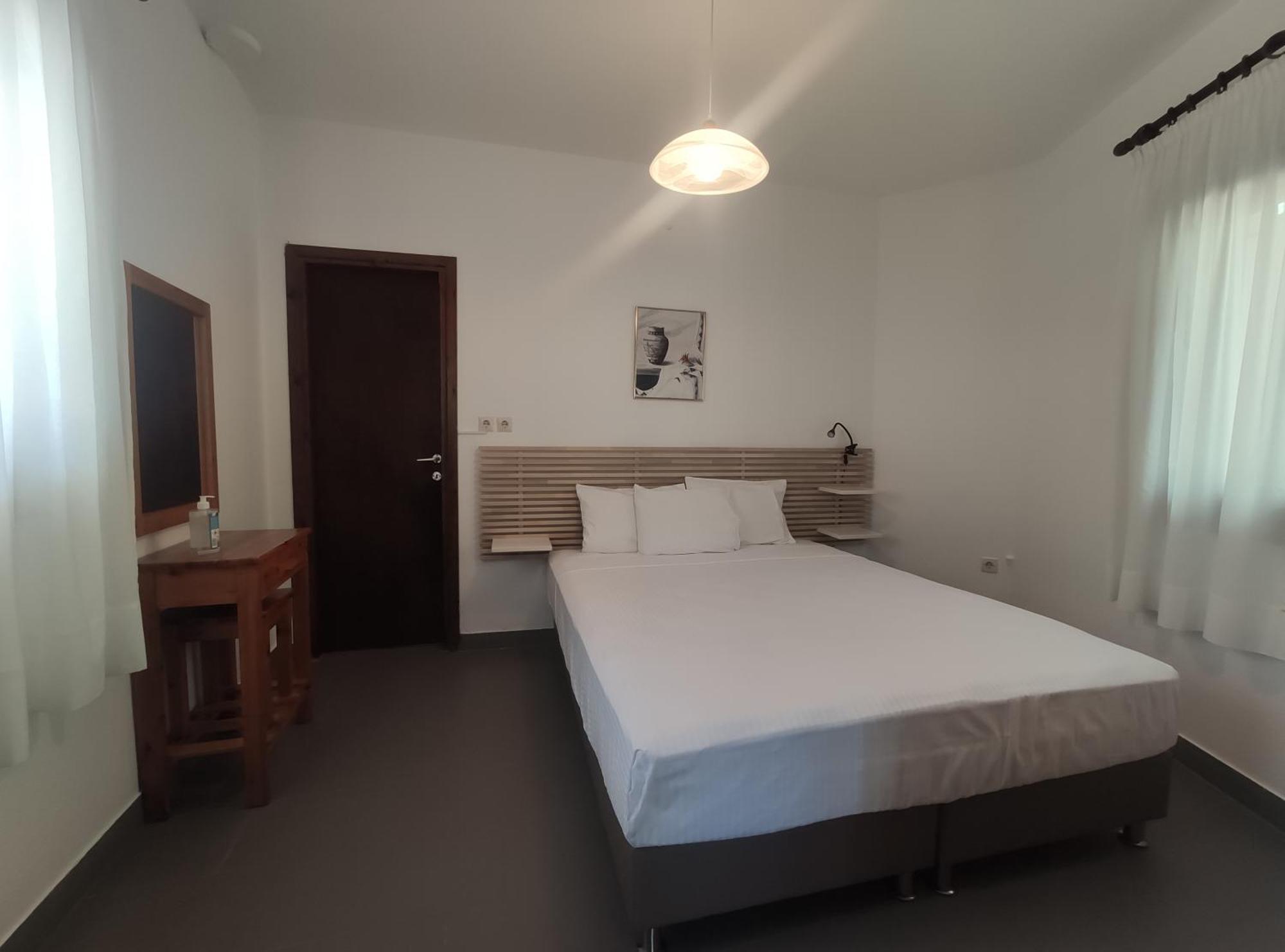 Para Thin Alos Inn Neos Marmaras Extérieur photo