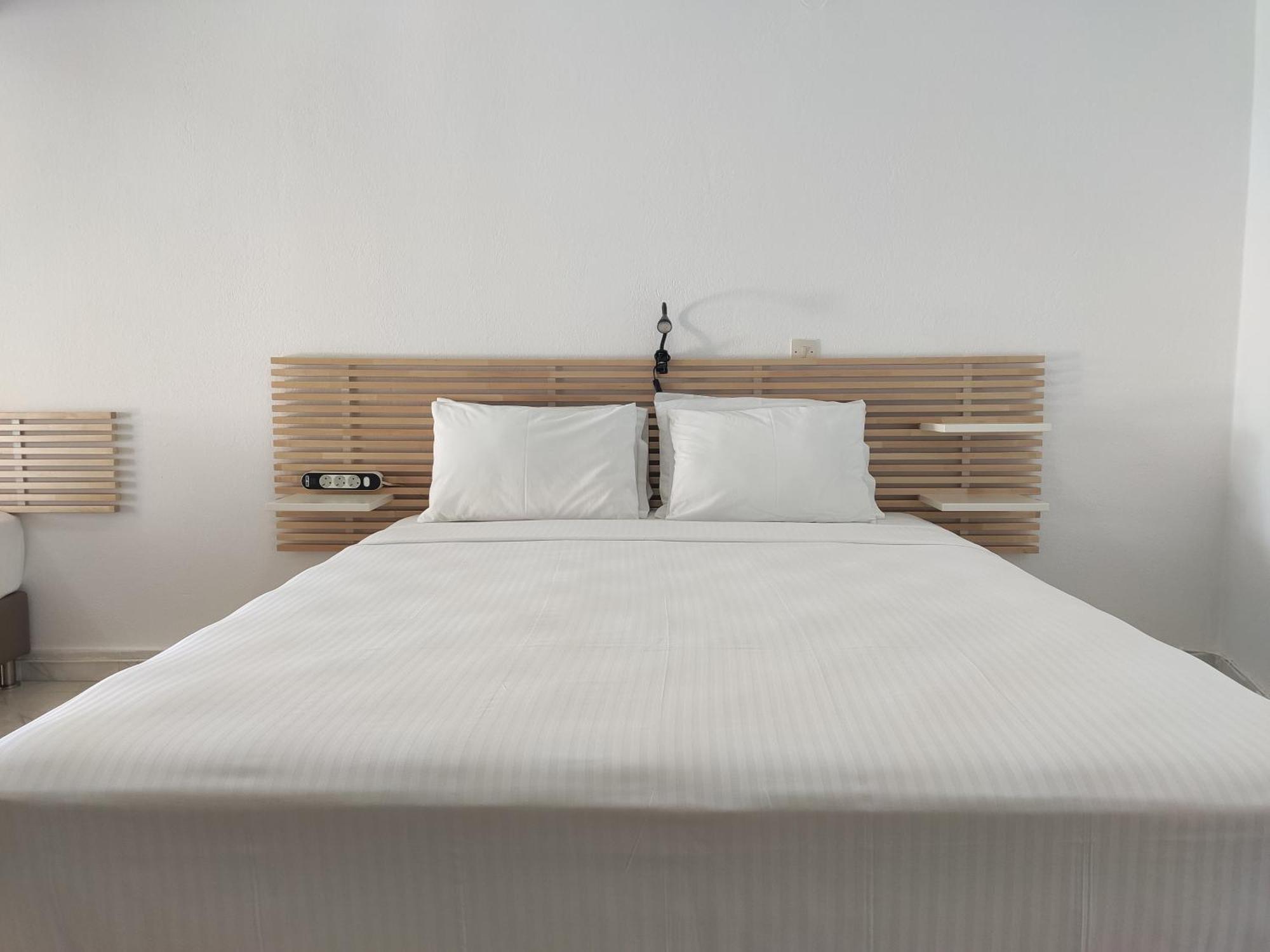 Para Thin Alos Inn Neos Marmaras Extérieur photo