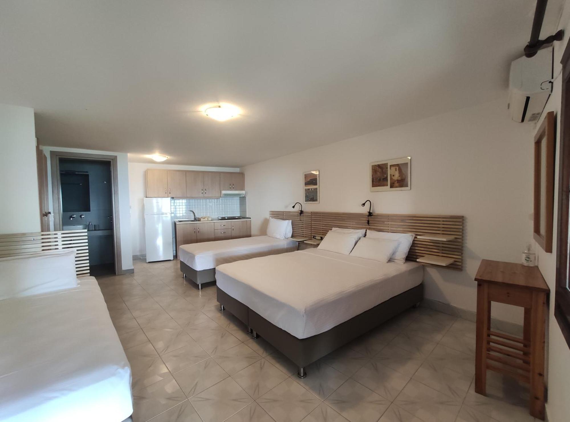 Para Thin Alos Inn Neos Marmaras Extérieur photo