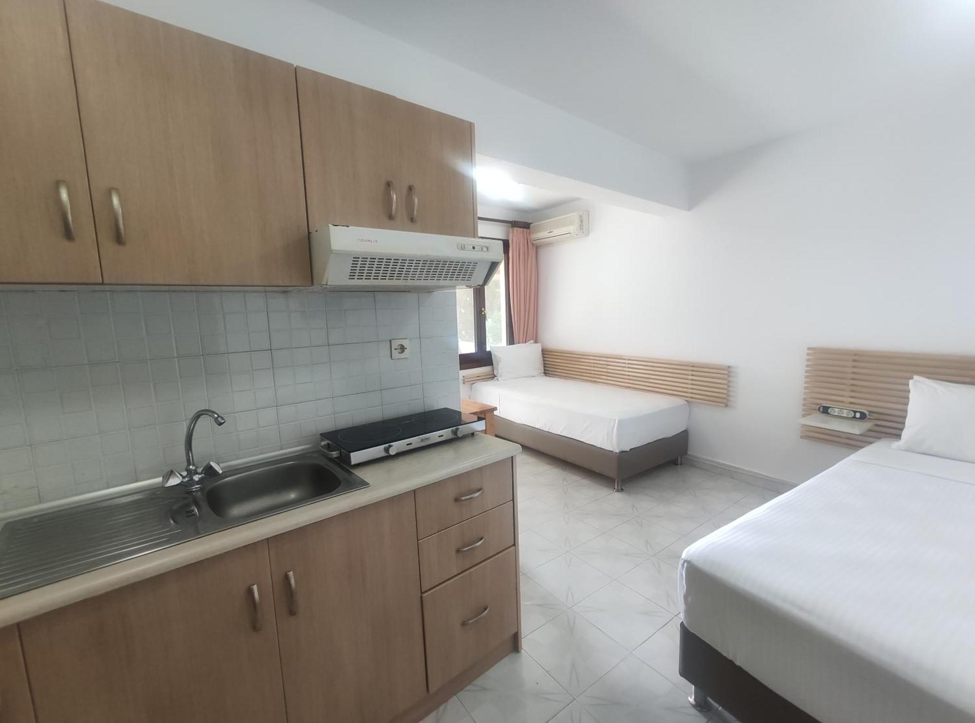Para Thin Alos Inn Neos Marmaras Extérieur photo
