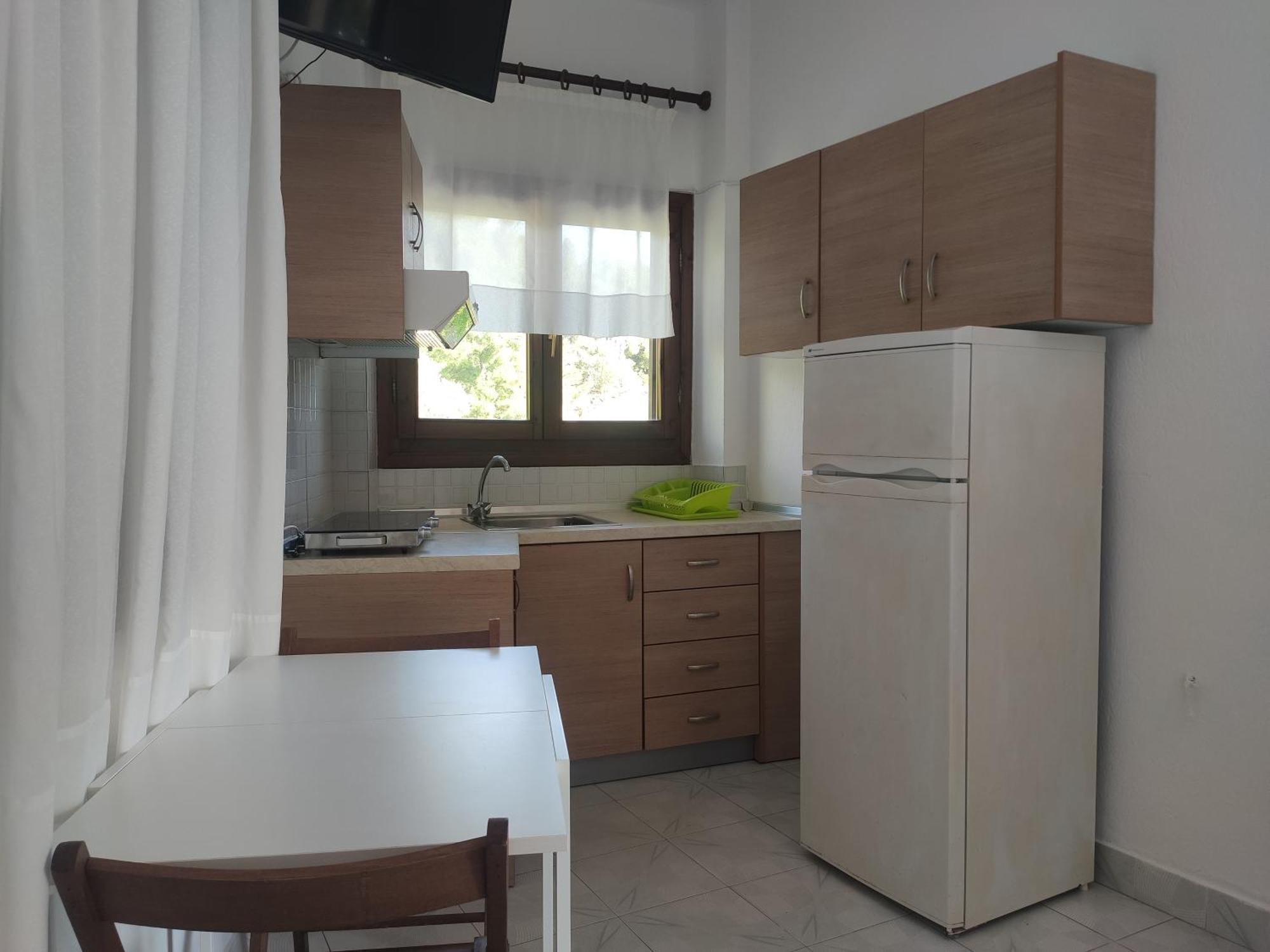 Para Thin Alos Inn Neos Marmaras Extérieur photo